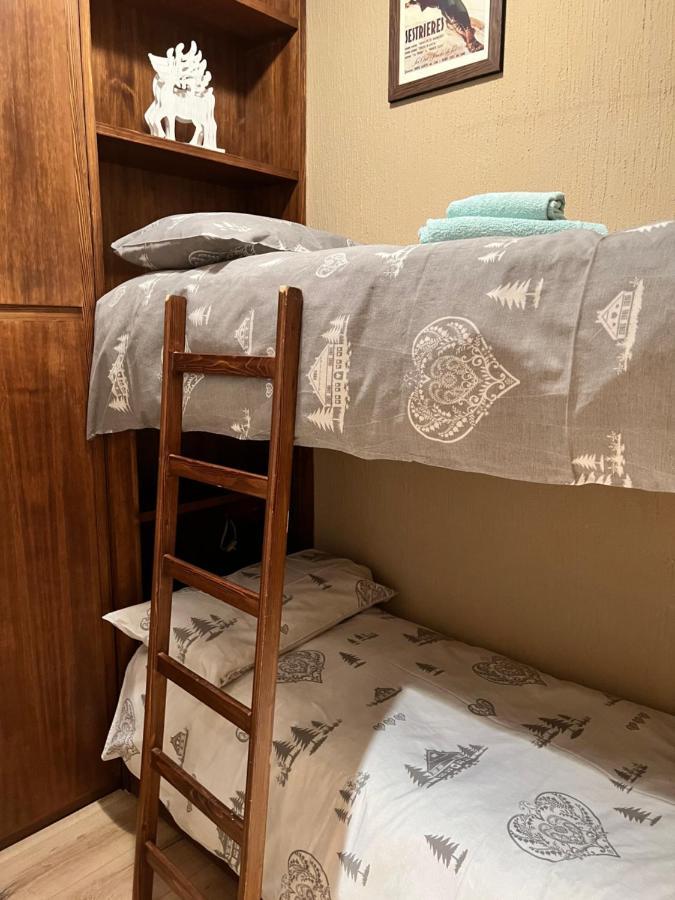 Nido Di Cloe Apartment Sestriere Bagian luar foto