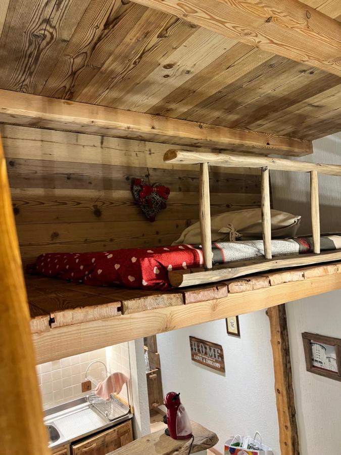 Nido Di Cloe Apartment Sestriere Bagian luar foto